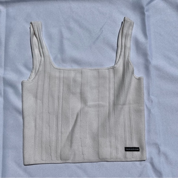 Sweater Knit Calvin Klein Tank 🍒 - Picture 2 of 4